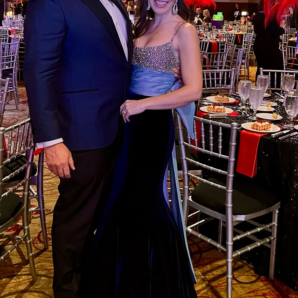 Jovani blue velvet gown size 2 - Picture 7 of 7